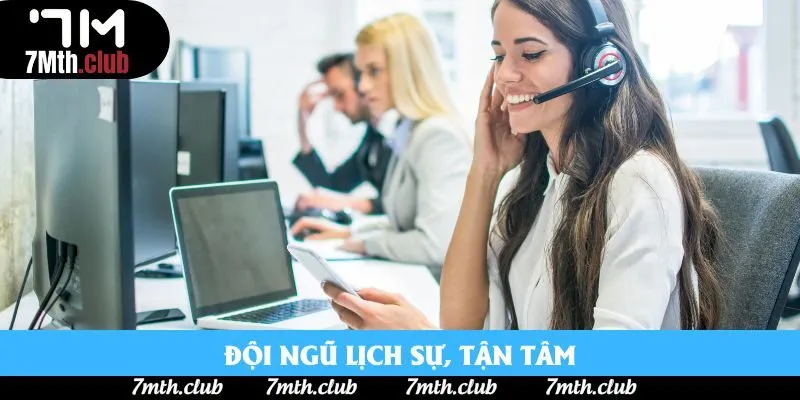 Đội ngũ lịch sự, tận tâm Đội ngũ lịch sự, tận tâm